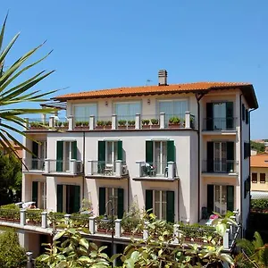 Riviera Aparthotel Marina di Pietrasanta